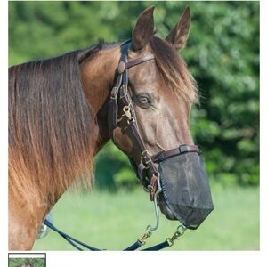 Cashel Quiet Ride Horse Nose Net EUC Size Medium